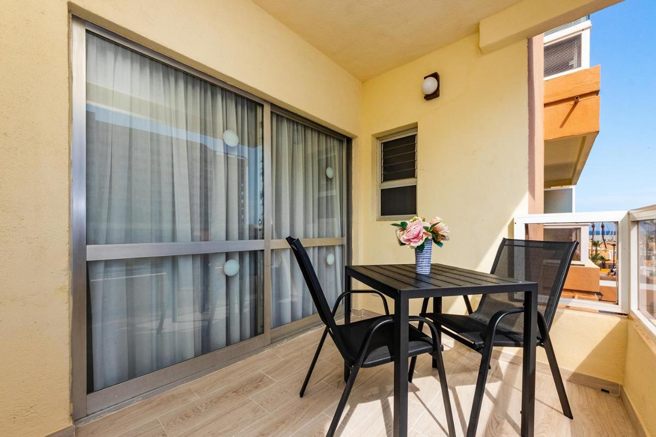 Apartment Private Pyr By The Promenade - Shared Pool Available Fuengirola